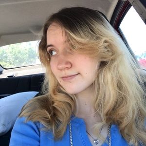 Meet your Posher, Anna